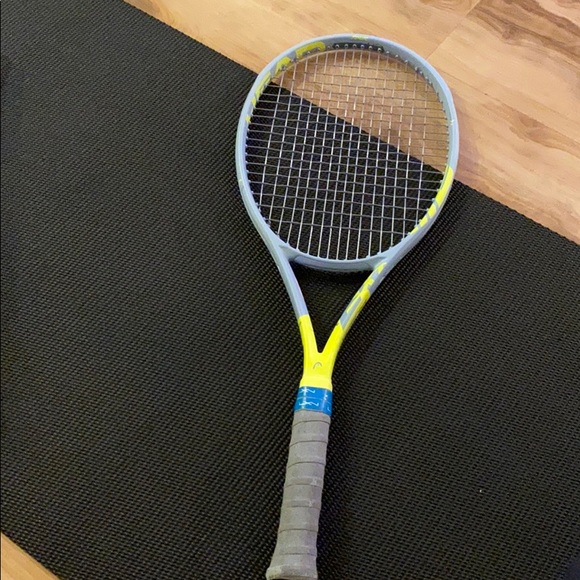 Tennis racquet head extreme tour - Picture 2 of 4